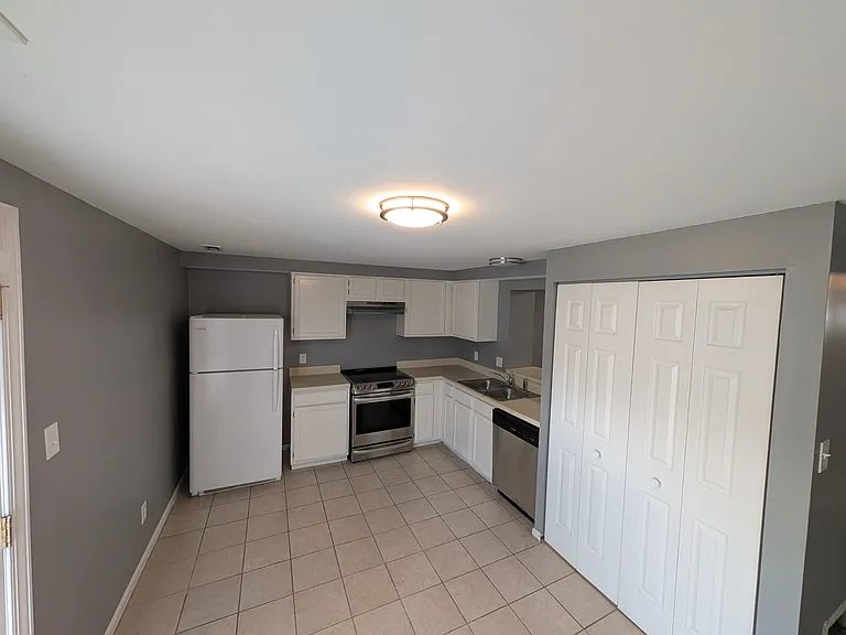 5520 Bringle Ct — Photo 5