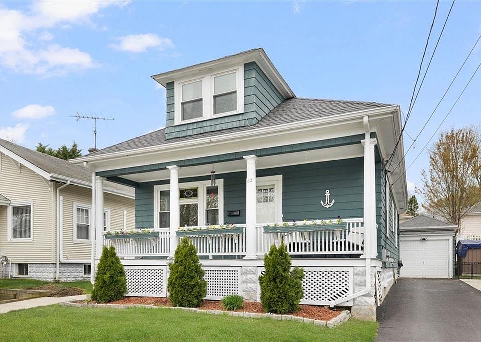 1st image of 62 Peckham Ave