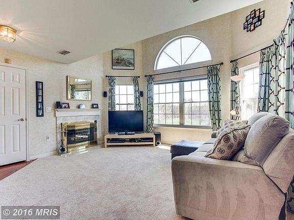 3rd image of 5601 Willoughby Newton Dr Unit 28