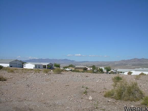 1st image of 781 Park View Dr