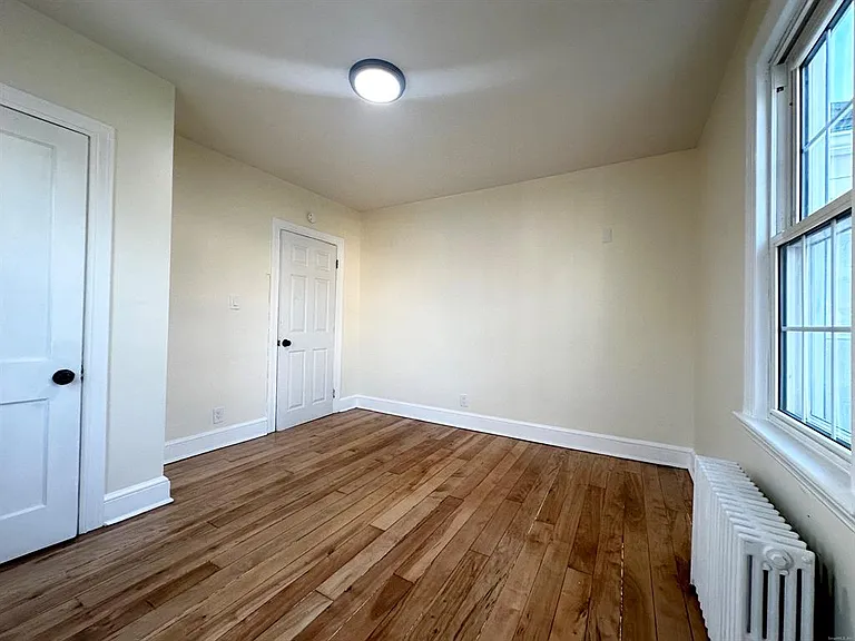 339 Thompson St #1 — Photo 31