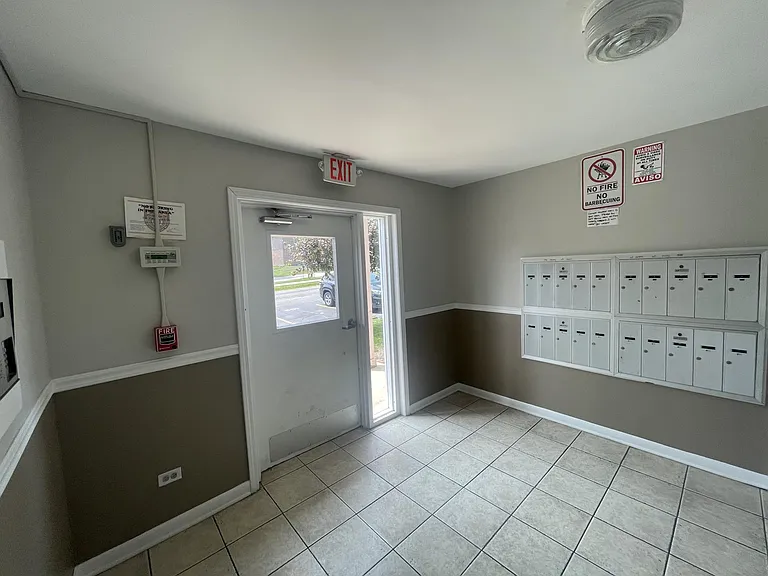 690 Marilyn Ave #206 — Photo 4