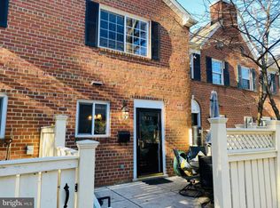 5242 Maris Ave, Alexandria, VA 22304