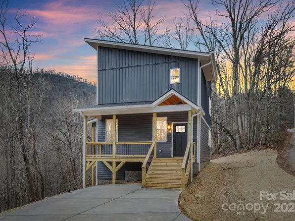 143 Blossom Rdg, Leicester, NC 28748