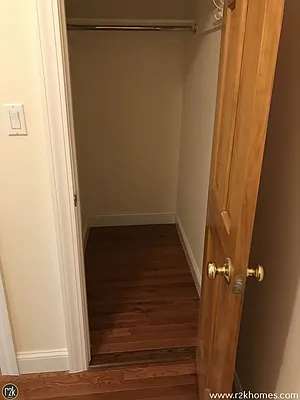 Rented by Realty 2000 Corp | media 16