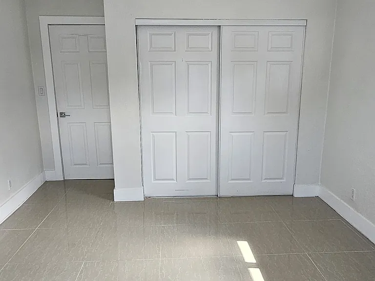 9840 Colonial Dr — Photo 1