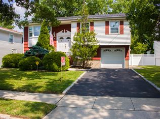 127 Abingdon Ave, Staten Island, NY 10308