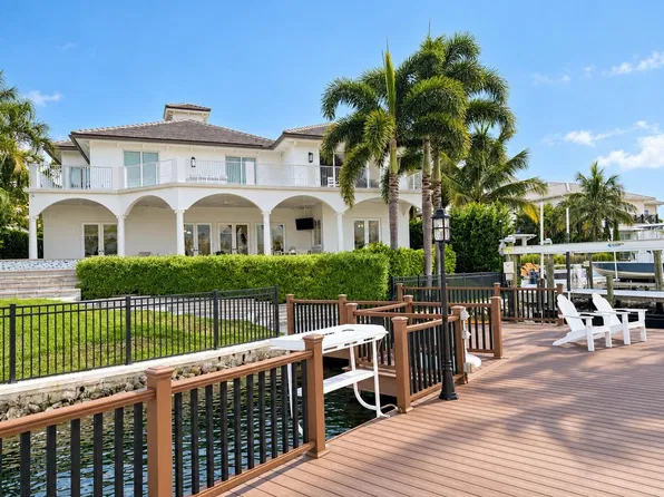 12864 S Shore Dr, Palm Beach Gardens, FL 33410