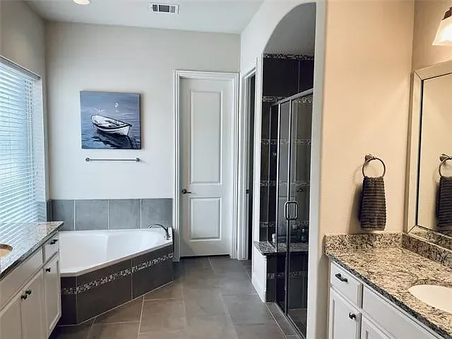 3057 Crestwater Rdg — Photo 3