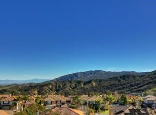1050 S Sunstream Ln, Anaheim, CA 92808
