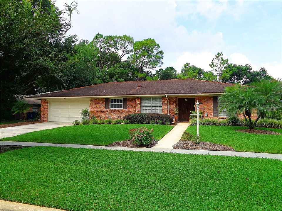 1st image of 945 Golfside Dr