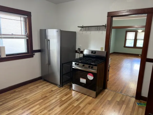 1013 E Gorham St APT 1, Madison, WI 53703