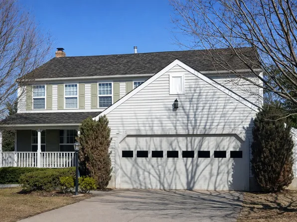 229 Lower Country Dr, Gaithersburg, MD 20877