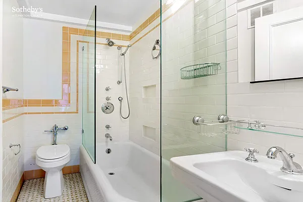 Rented by Sotheby's International Realty | media 26