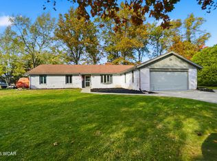 2517 Hall Dr, Lima, OH 45806