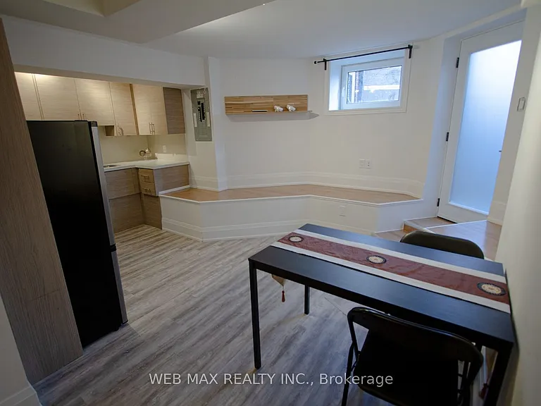 328 Brunswick Ave — Photo 3