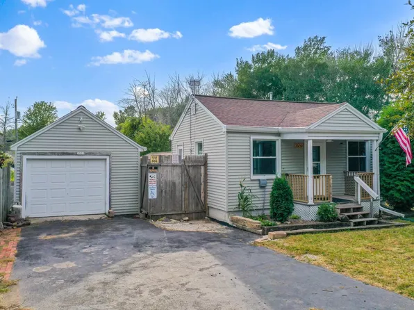 3939 Agamaite Rd, Green Bay, WI 54311