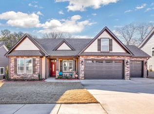 120 Southern Oaks Dr, Inman, SC 29349