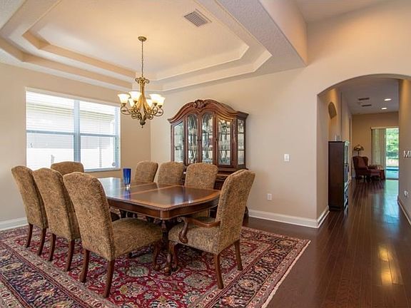 Dining Room w/double tray ceiling