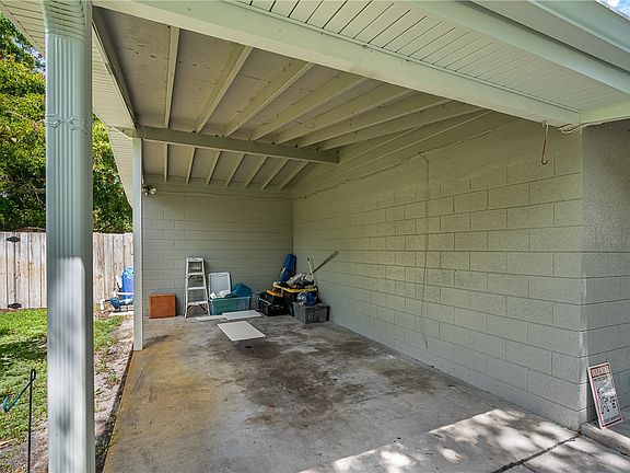 4th image of 2224 Cooks Ct