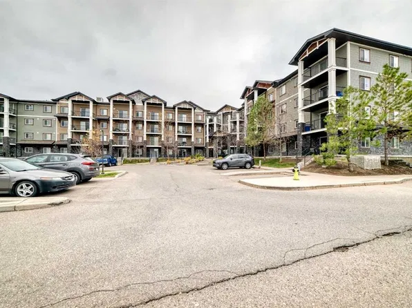 130 W Panatella St NW #1305, Calgary, AB T3K 0Y6