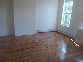 Rented by Makover Group Inc