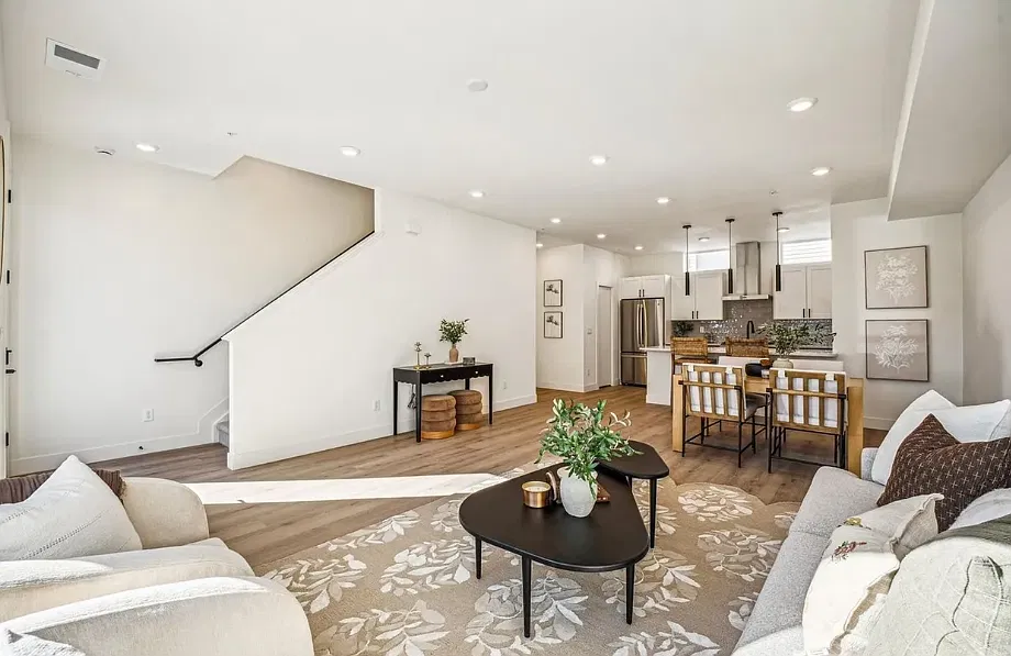 3 bed, 1710 sqft, $3,200 — Photo 1