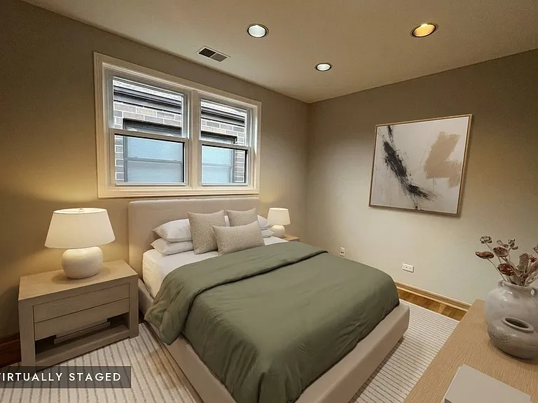 449 W 37th St #2 — Photo 16