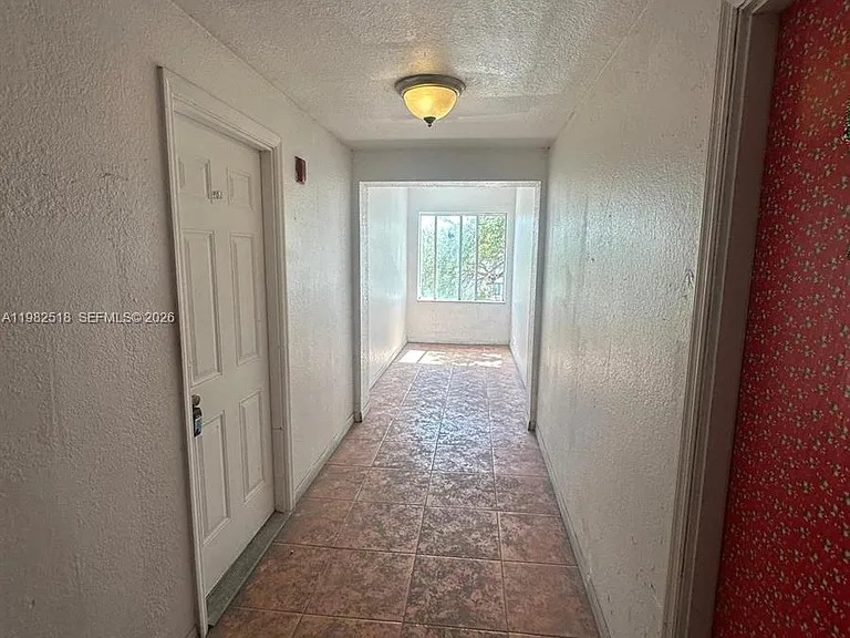1021 NW 3rd St #201 — Photo 13
