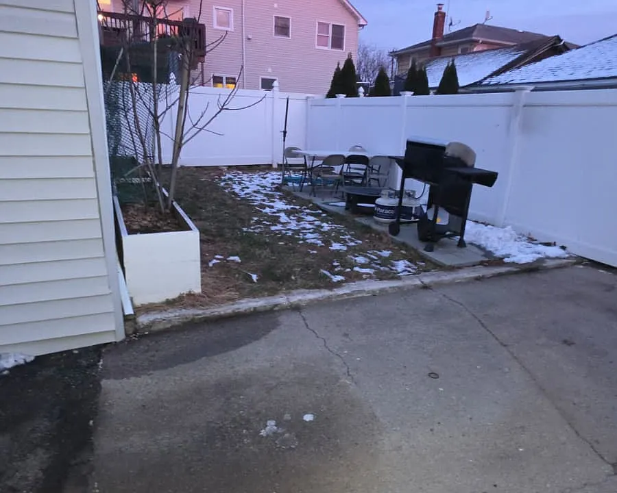 shared backyard access