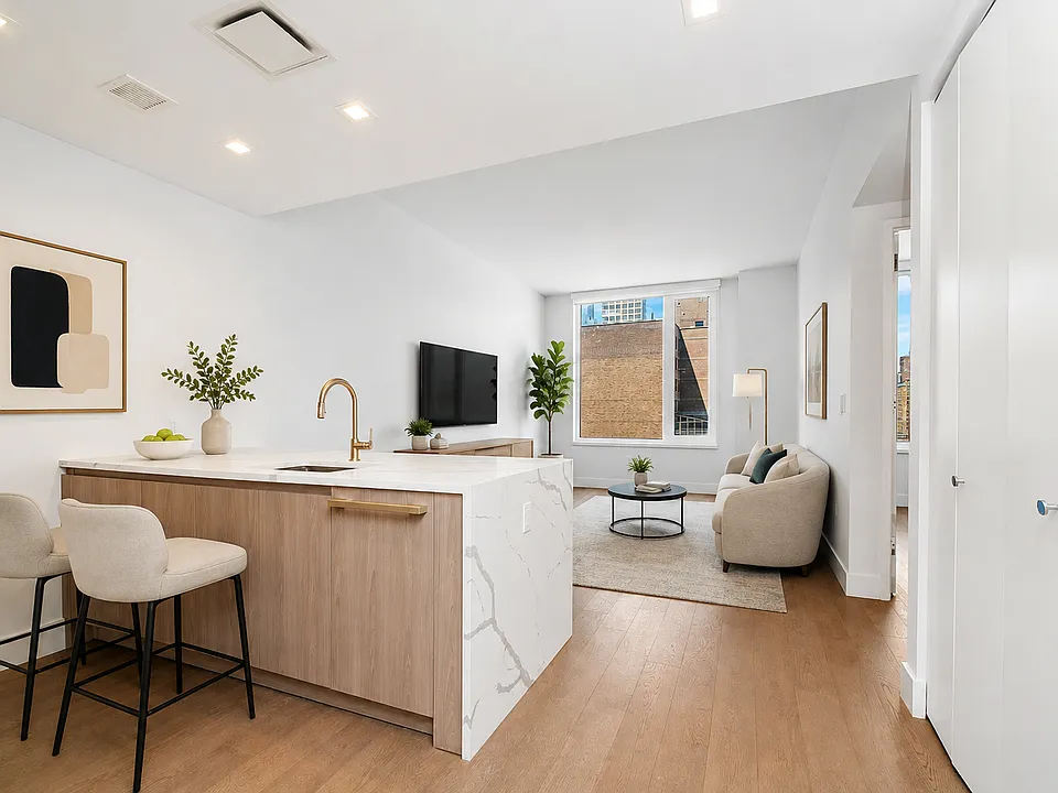200 E 23rd St #17E