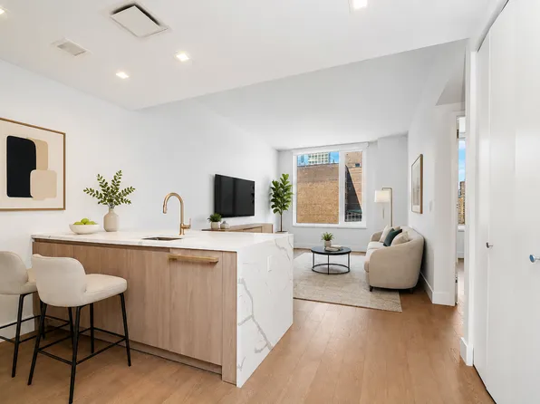 200 E 23rd St, New York, NY