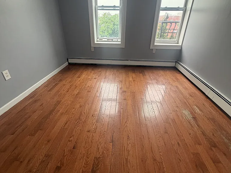 554 Avenue C #4A — Photo 4