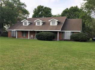 2786 E Tank Farm Rd, Lake Charles, LA 70607