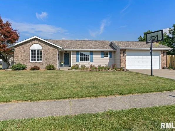 600 Dewberry Trl, Chatham, IL 62629