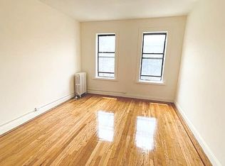 59-16 Woodside Ave #E, Woodside, NY 11377