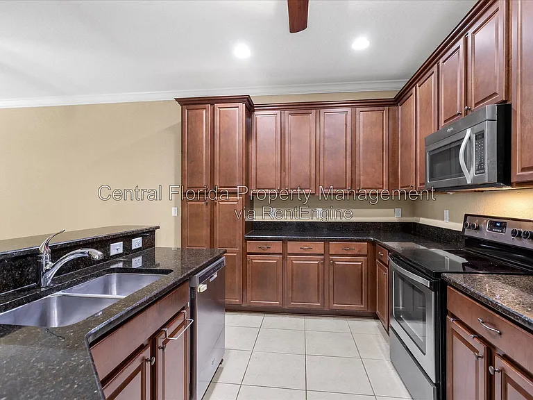 10321 Belfry Cir #1 — Photo 6