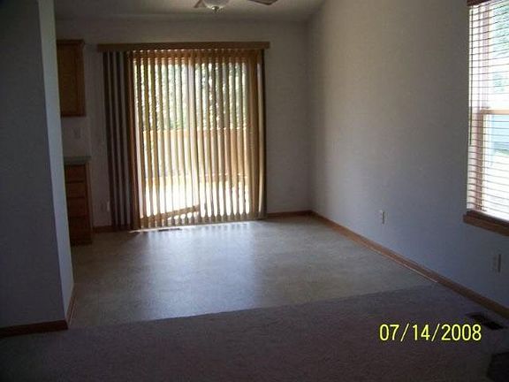 4th image of 833 Homestead Dr