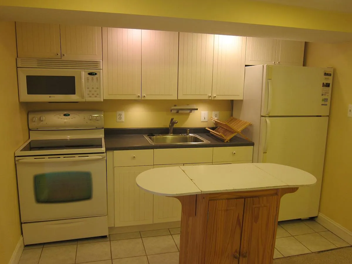 1322 Shepherd St NW — Photo 3