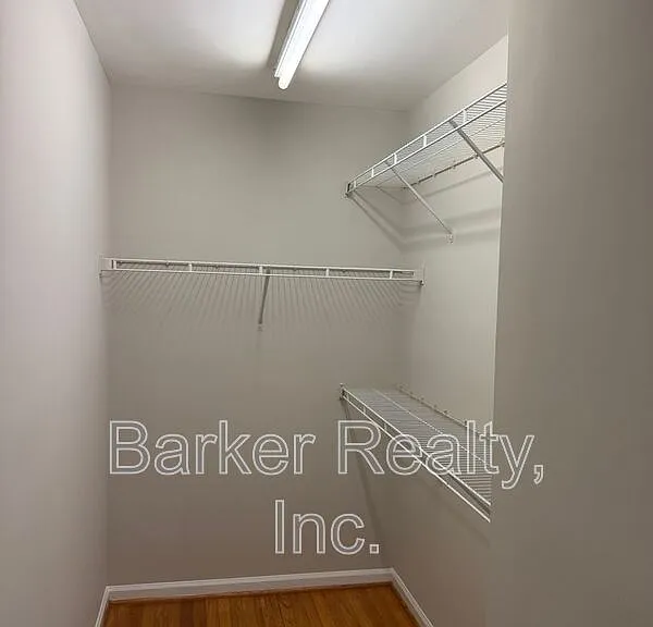 12019 Holmes Hollow Rd — Photo 20