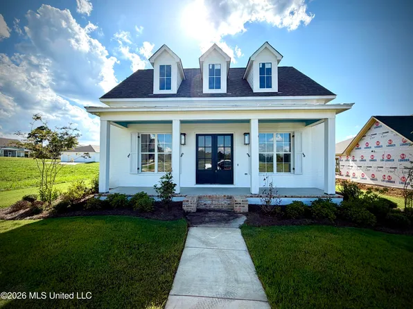 1013 Crepe Myrtle Dr, Brandon, MS 39047
