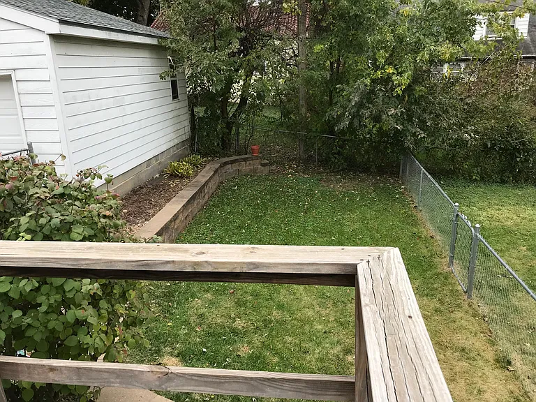 4519 Woolworth Ave — Photo 22