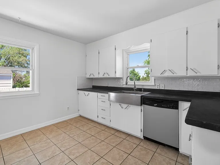 1004 Platte Ave — Photo 9