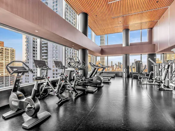 252 East 57th Street image 14 of 18