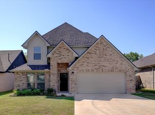 122 Elm Ln, Roanoke, TX 76262