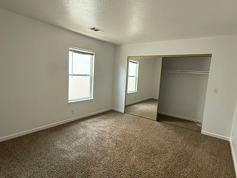 925 W St #2 — Photo 6