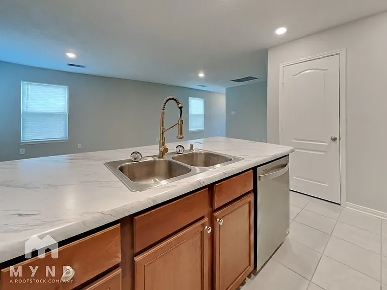 627 Coyote Canyon Ct — Photo 10
