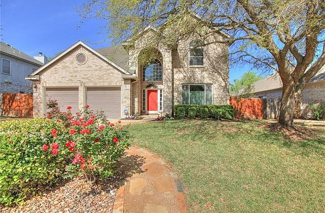 1st image of 917 Woodhollow Ln