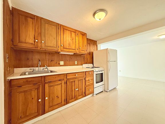 5th image of 503 Tamworth Rd Unit 2