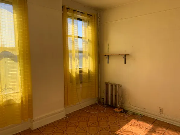 563 West 150th Street image 2 of 8